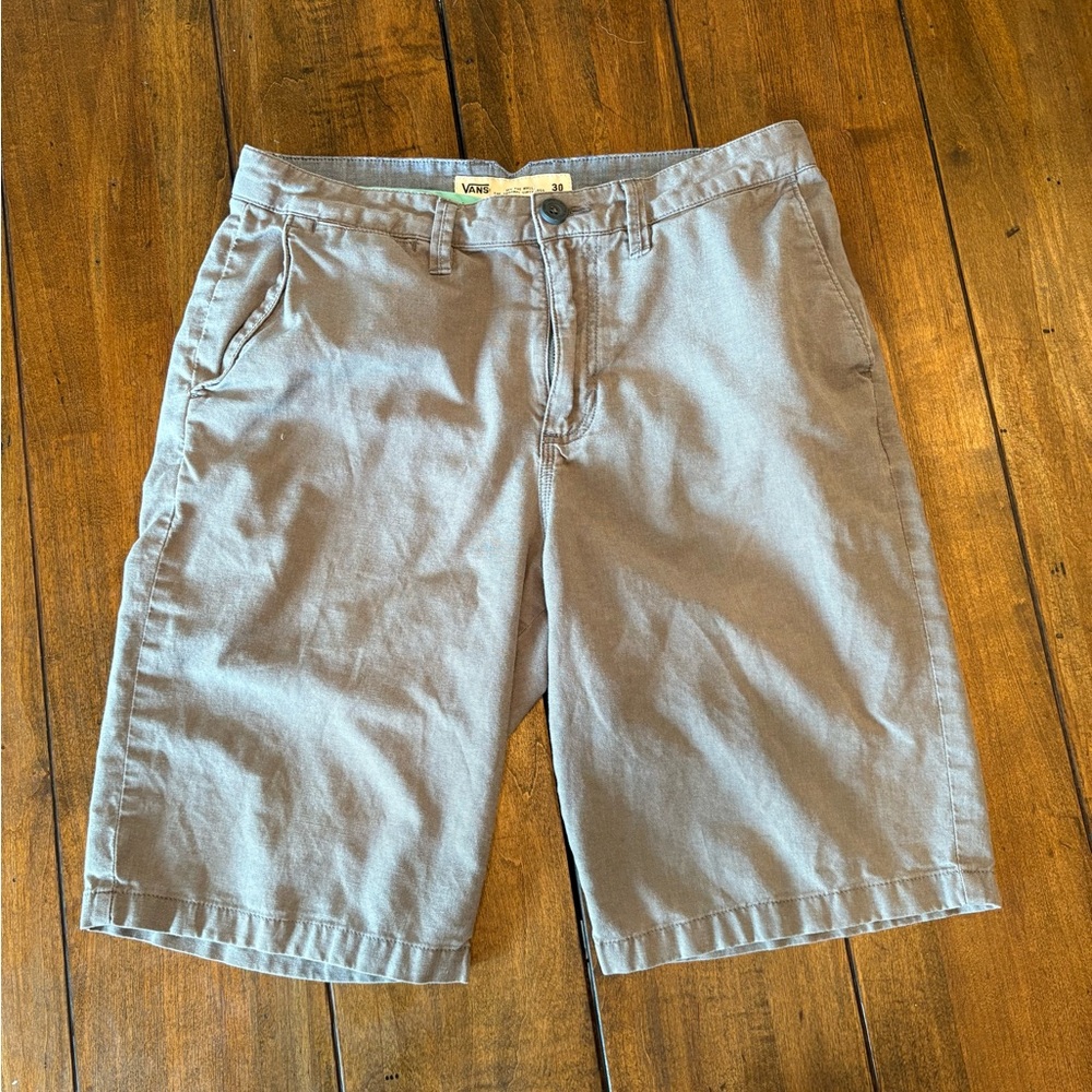 Vans Men's Flat Front Gray Shorts